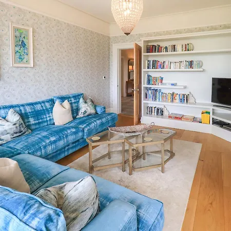 Fern Bank Holiday home *